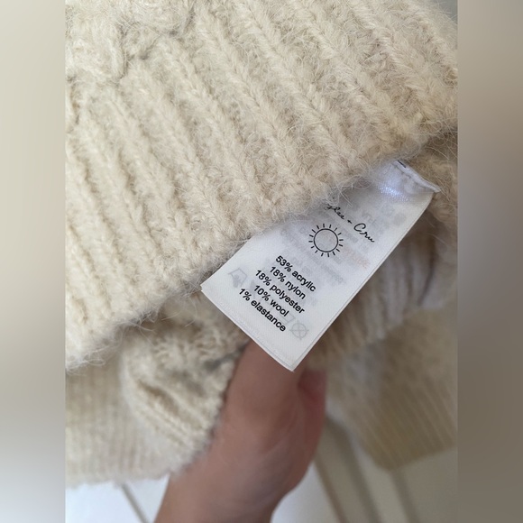 Rylee and Cru Women’s Carolina Sweater L - Picture 6 of 6